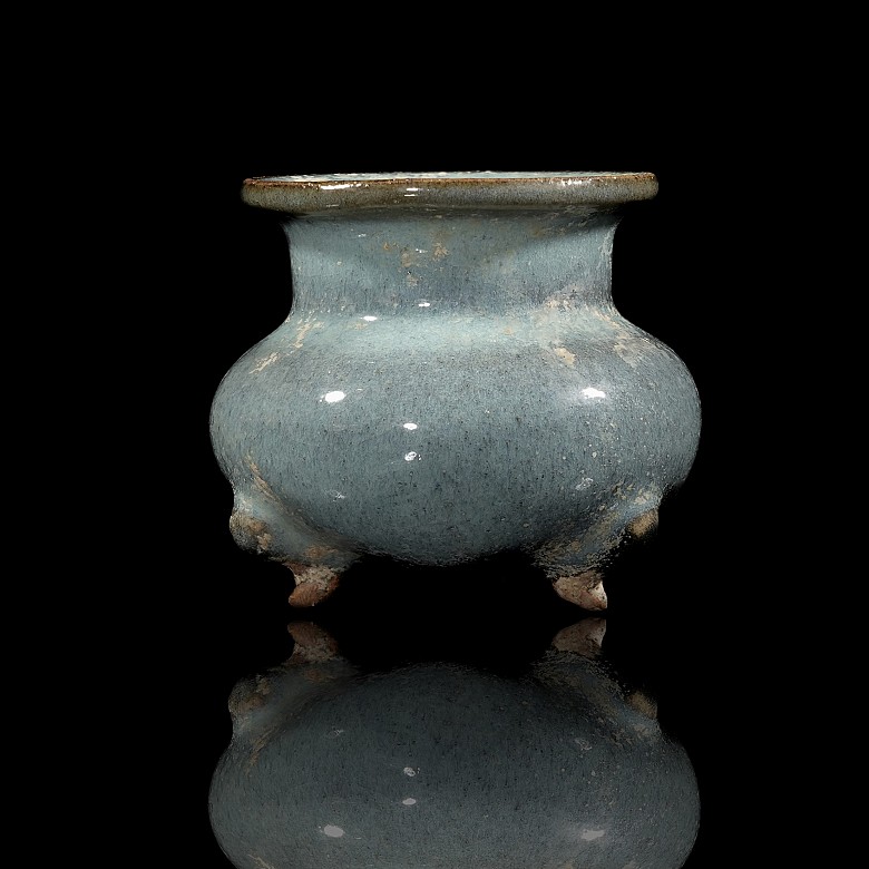 Junyao tripod censer, Yuan dynasty