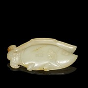 Fish-shaped jade box, Qing dynasty