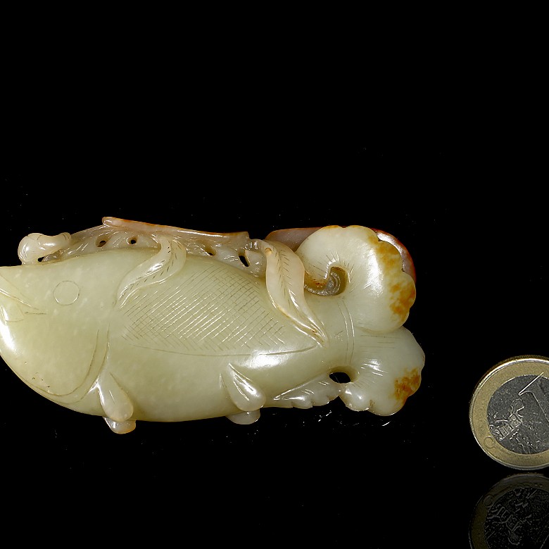 Hetian jade figure “Fish”, Qing dynasty