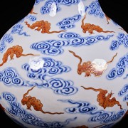 Porcelain vase “Bats and clouds” Qing dynasty