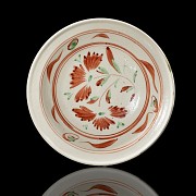 Glazed ceramic ‘Flowers’ dish, Jin dynasty