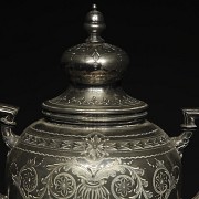 English pewter samovar, 19th century