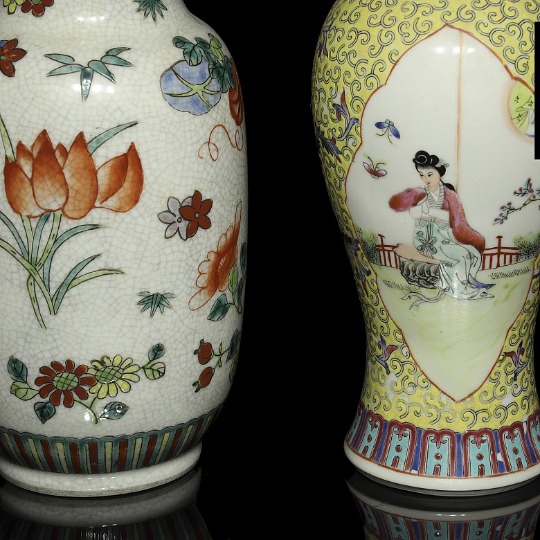 Dos jarrones de porcelana china, S.XX