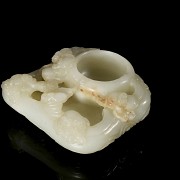 Carved jade brush container ‘Bats and Clouds’, Qing dynasty