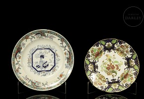 Two English porcelain dishes, Chinese style, 19th-20th century