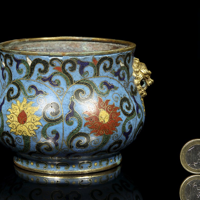 Pequeño incensario de bronce cloisonné, con marca Kangxi