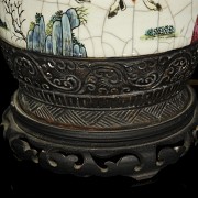 Enameled porcelain lamp vase, Canton, Qing dynasty