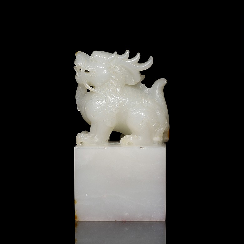 Imperial white jade 'ziqiang buxi' seal, Qing dynasty, Qianlong period (1736 - 1795)