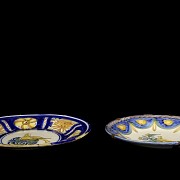 Two Manises ceramic plates, 20th century