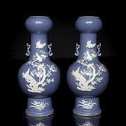 Pair of ‘Birds on Branch’ vases, Qing dynasty