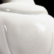 Guanyin white glazed porcelain, Qing dynasty