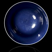 Cobalt-blue glazed porcelain bowl, Qing dynasty