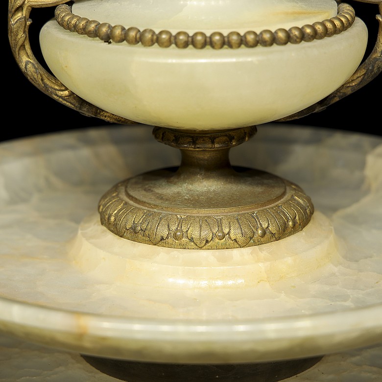 Alabaster and bronze clerk's scribe, 18th-19th century - 7