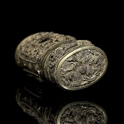 Small silver box ‘Lotuses’, 19th century