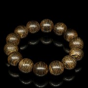 Cheng-xiang’ or Agar bead bracelet, 20th century