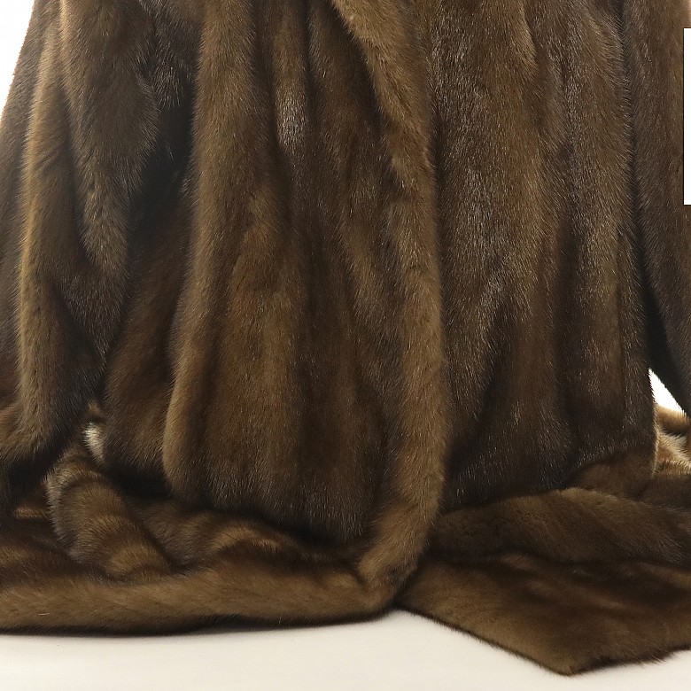 Mink coat, Álvarez Valls fur.