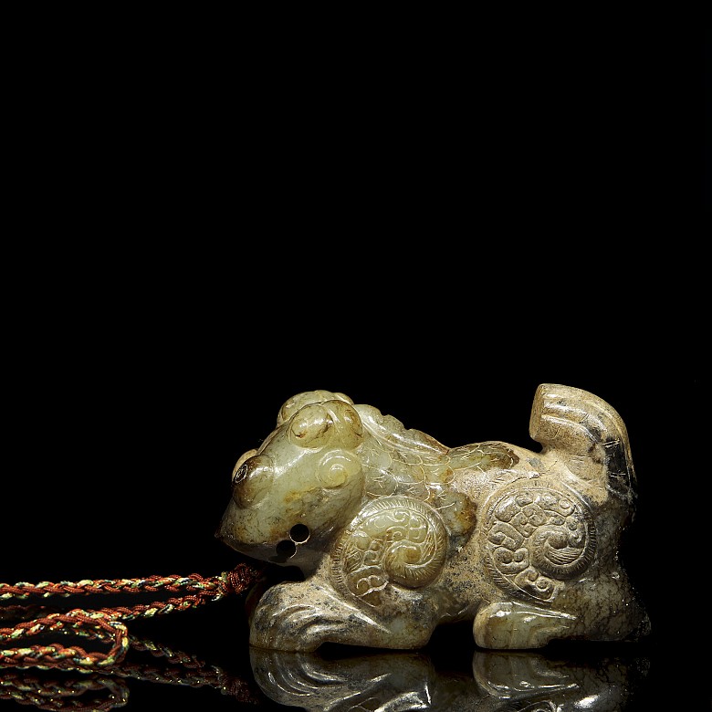 Carved jade figure, Eastern Han dynasty