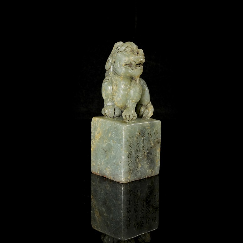 Shoushan ‘Mythical Beast’ stone seal, Qing dynasty