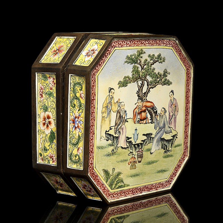 An enameled bronze box, mid-20th century