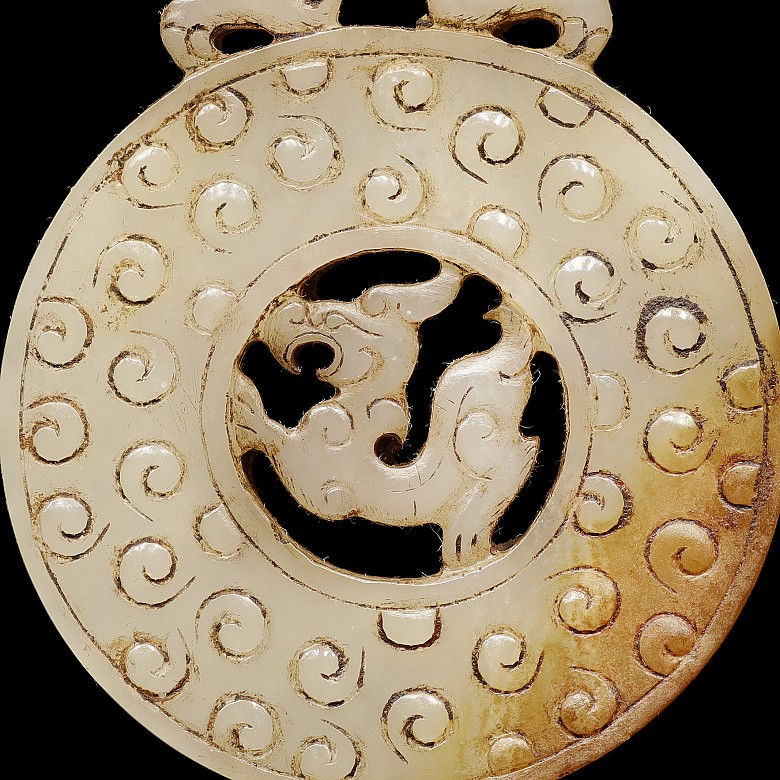 Carved jade 'bi' plaque, Western Han dynasty