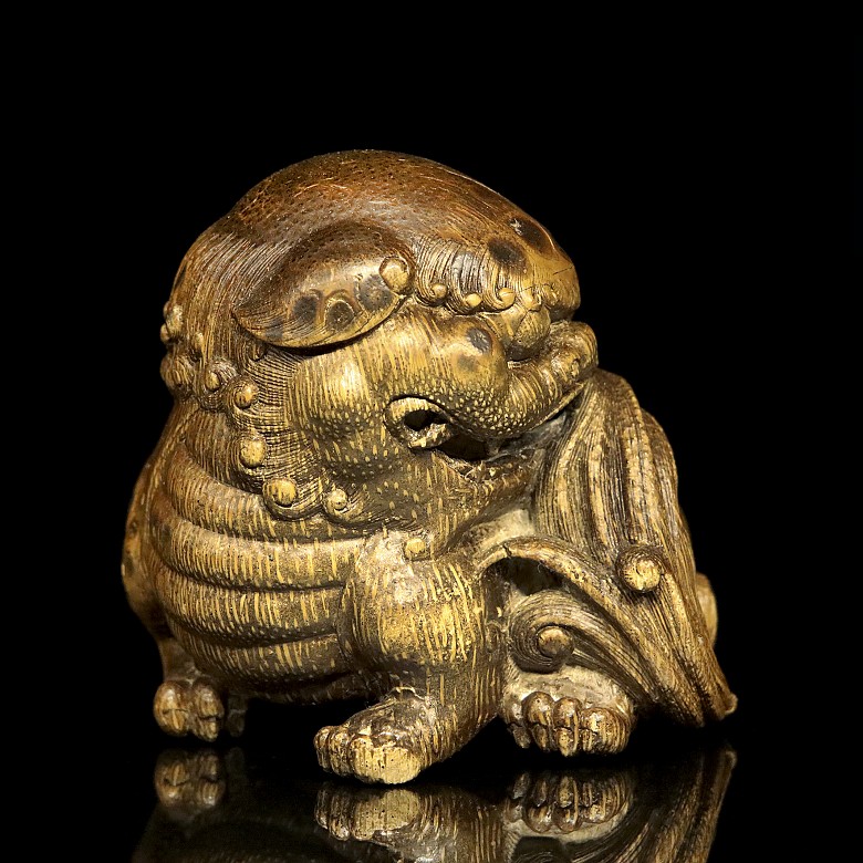 Chinese carved wooden lion, 20th century