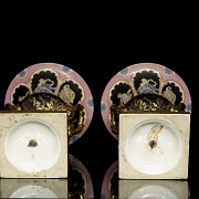 Pair of Sevres style porcelain urns, early 20th century - 4