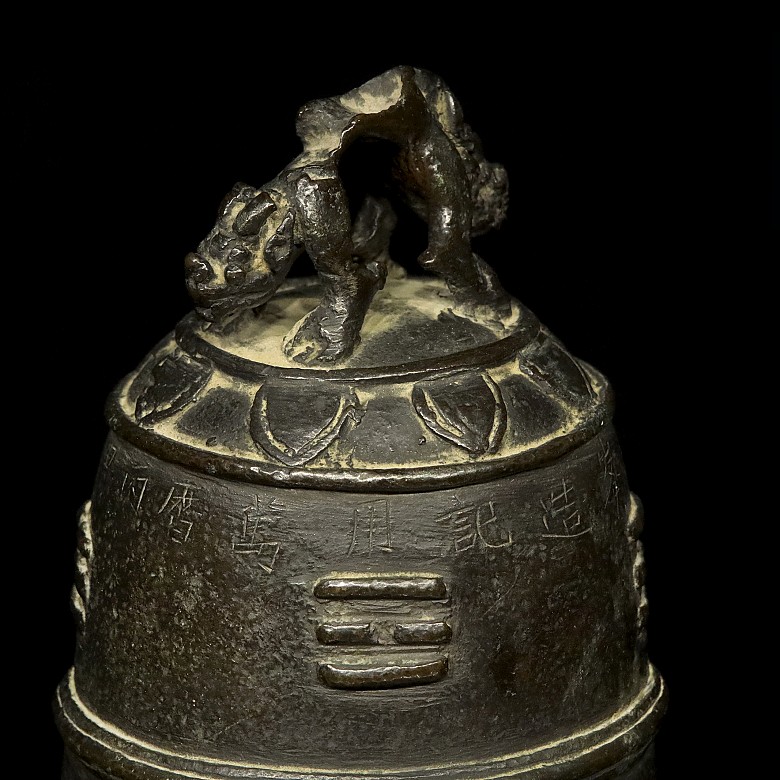 Bronze Buddhist bell, China, 19th century