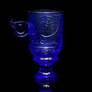 Blue glass cup, Han Dynasty (206 b.C - 220 a.C)