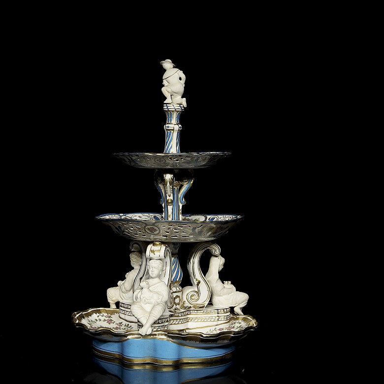 Three-tiered porcelain centrepiece ‘Infants’, 20th century