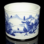 Brush container, blue and white, Qing dynasty