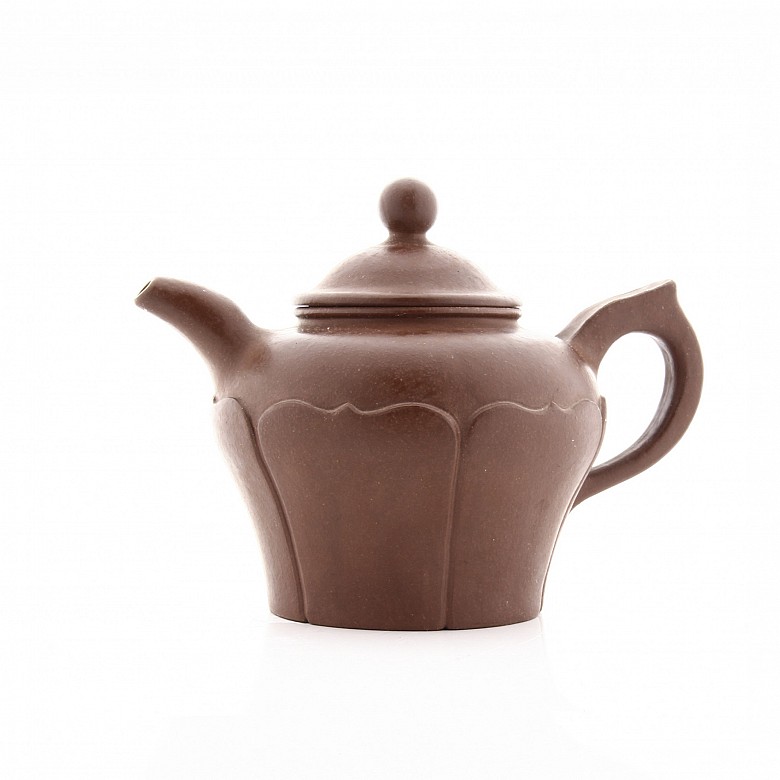 Yixing Red Antique Teapot