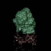 Carved malachite figurine, Qing dynasty