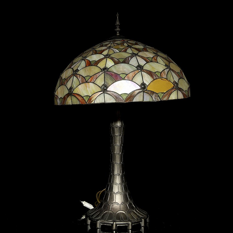 Tiffanies style table lamp, 20th century