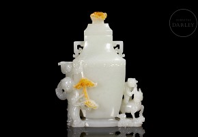 Hetian ‘Children and Quilin’ jade vase, Qing dynasty