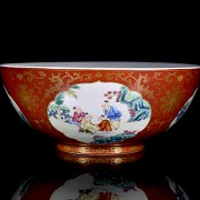 Porcelain enamelled bowl ‘Characters’, with Qianlong Seal