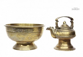 Brass teapot and bowl, Indonesia, 19th century