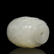 White jade snuff bottle ‘Landscape’, Qing Dynasty