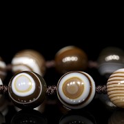 Bracelet with thirteen agate beads, 20th century