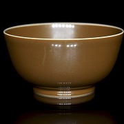 Brown-glazed porcelain bowl, with Daoguang seal