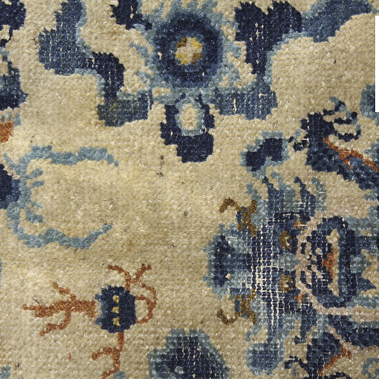 Chinese rug, late 19th century.