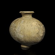 Ceramic “Cocoon” jar, Han style