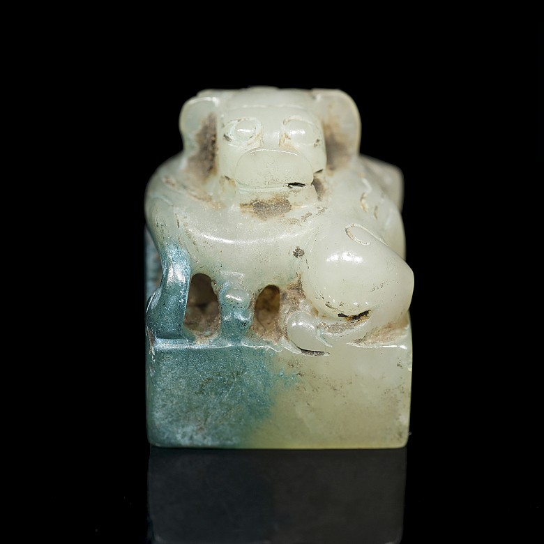 Jade lion seal, Western Han Dynasty