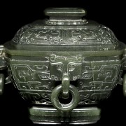 Spinach green jade “Gui” vessel, Qing dynasty