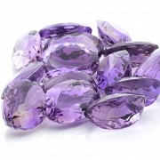 Lot of amethysts oval size 240 cts