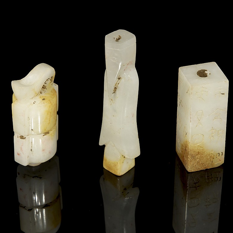 Carved jade pendants “Three treasures”, Western Han dynasty