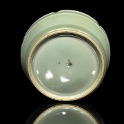 Celadon-glazed Longquan ceramic bowl, Song dynasty or later