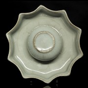 Small celadon ceramic vessel, Song style - 5