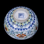 Porcelain bowl with Doucai glaze ‘Flowers’, with Daoguang seal