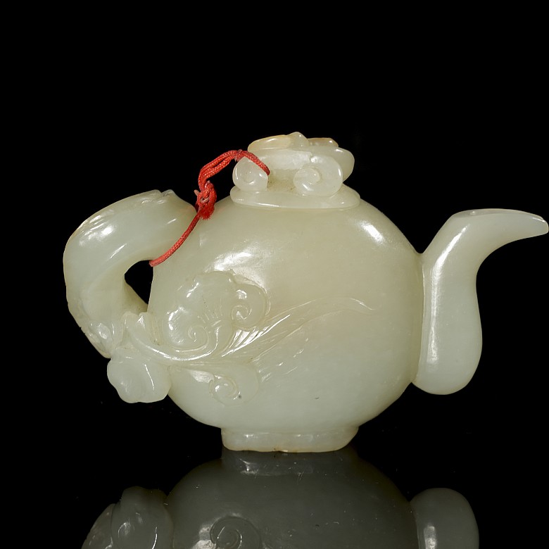 Small jade teapot, Qing dynasty