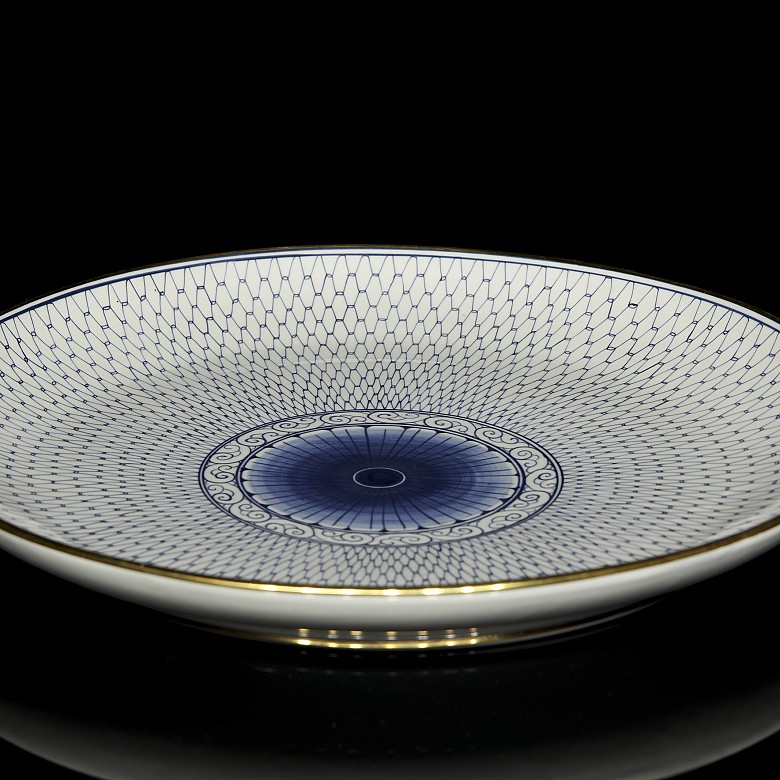 Blue and white enamelled porcelain dish, 20th century